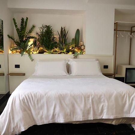 Hotel Max Aversa Bagian luar foto