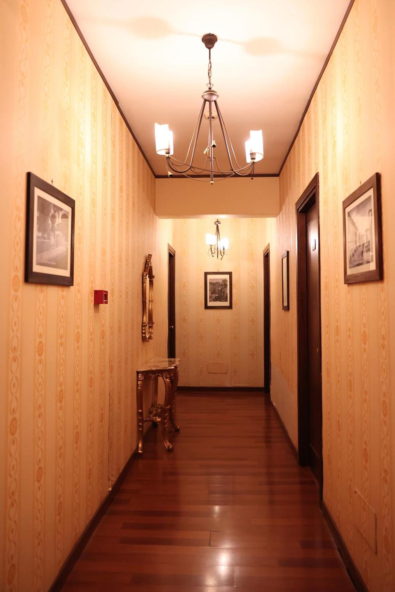Hotel Max Aversa Bagian luar foto